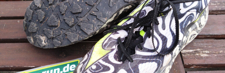 Mizuno Neo Accera